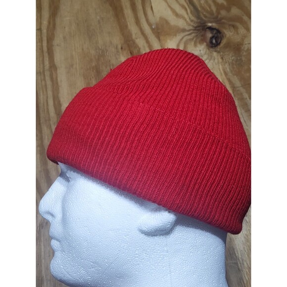 Canada Goose  Arctic Disc Ribbed Toque Beanie Red @E5 unisex - Picture 4 of 12